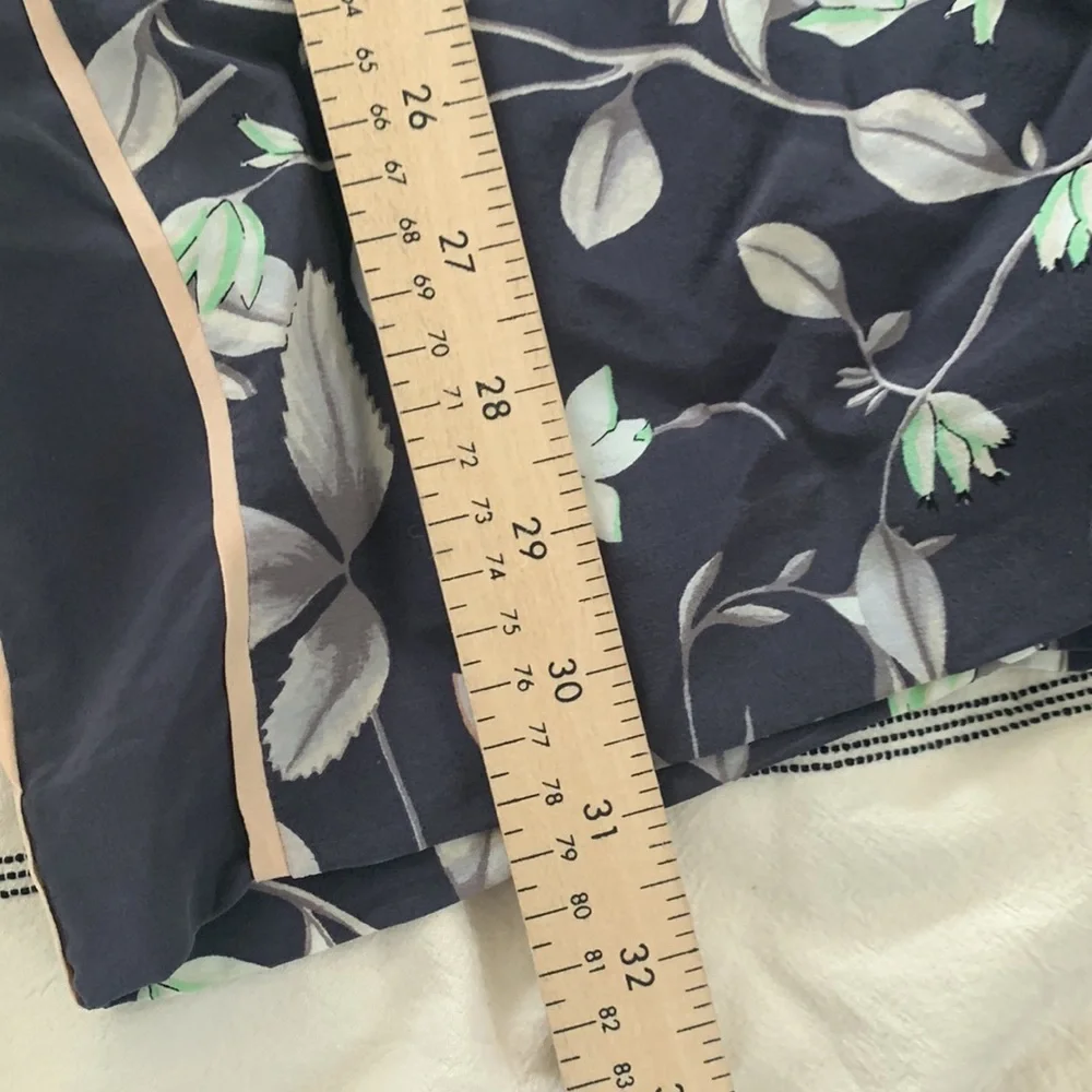 Club Monaco Sleepwear 100% Silk Mini Dress. Size 00 - Picture 5 of 9